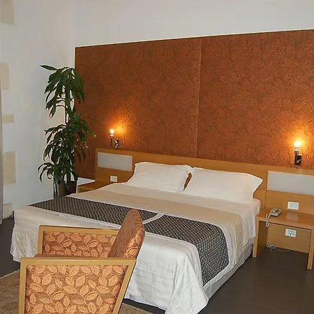 Grande Alfeo Otel 4*